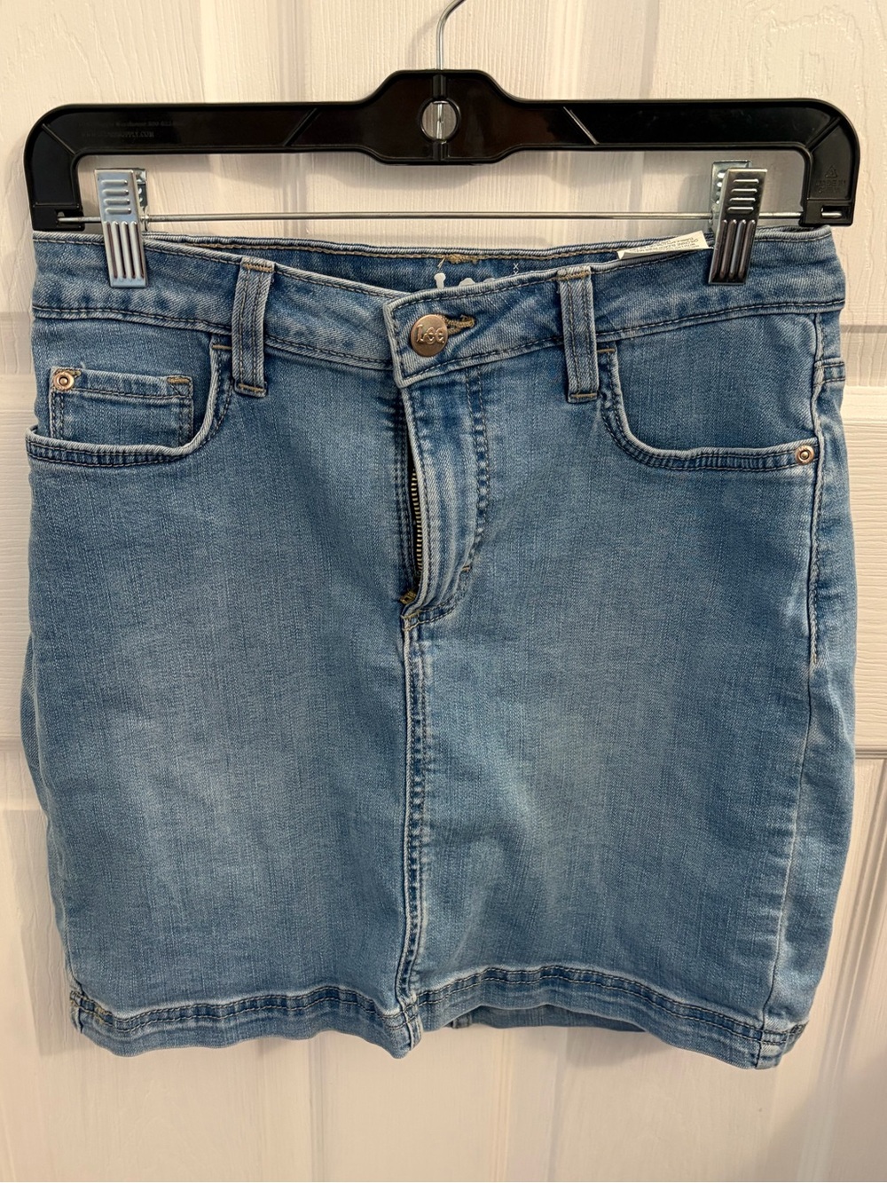 Lee Light Wash Denim Skorts with built in shorts. Size 6 $8